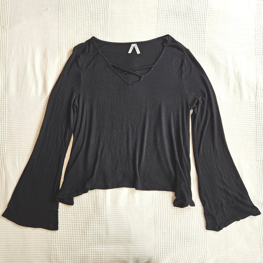 Mudd Y2K Grunge Fairy Black Ribbed Bell Sleeve Top Criss Cross V Neck Women L